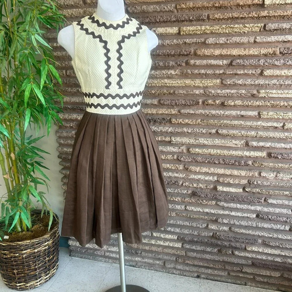 Vintage Brown and Cream Zigzag Accents Fit and Flare Cut Out Back Dress - Picture 1 of 8